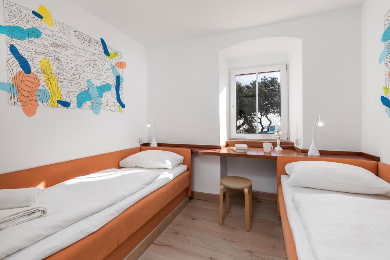 Beautiful Apartment House On The Seaside Ика Экстерьер фото