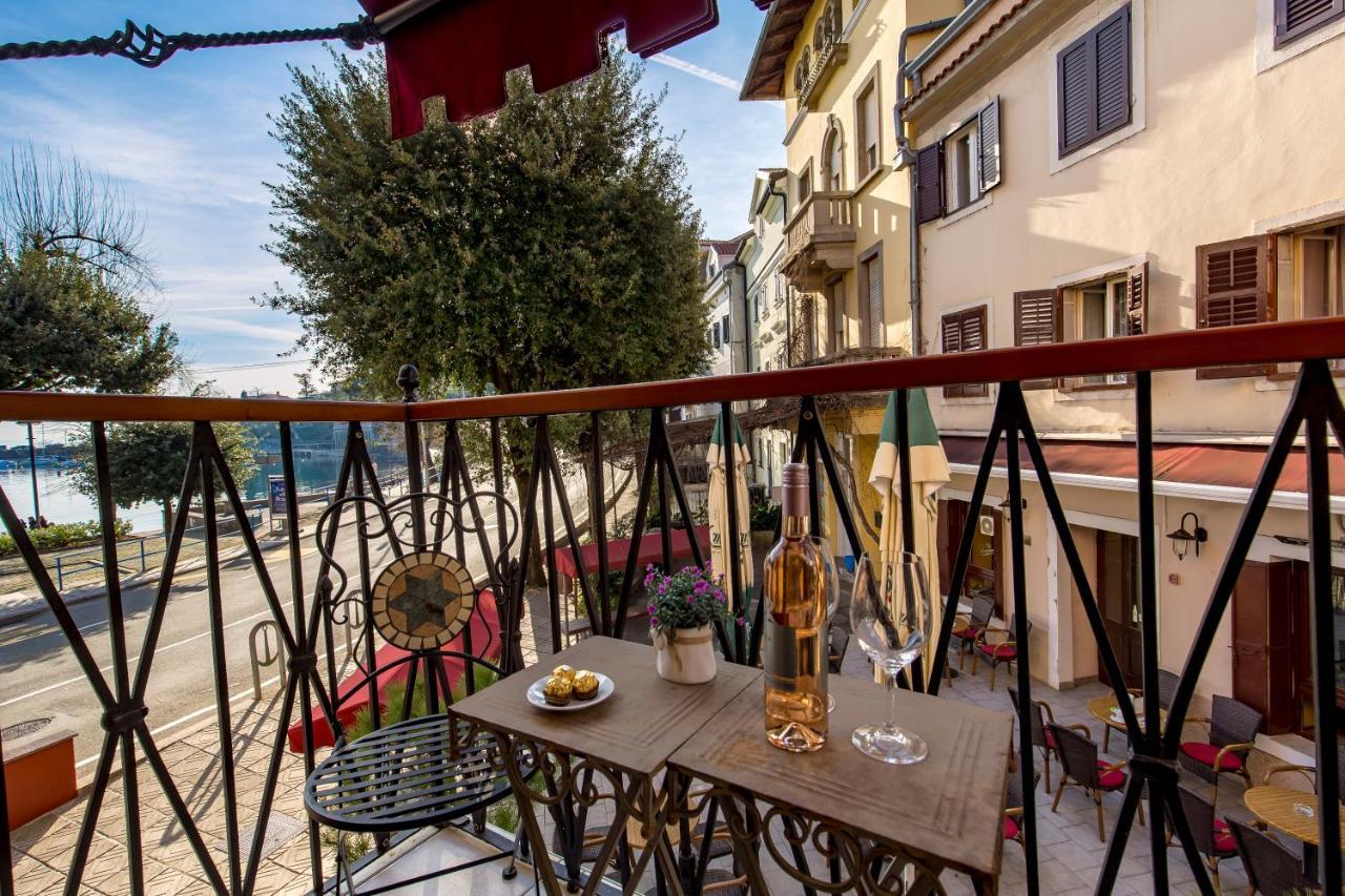 Beautiful Apartment House On The Seaside Ика Экстерьер фото